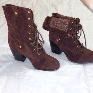 Mid heel boots